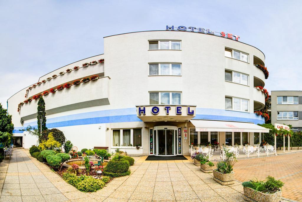 Hotel Set Bratislava Esterno foto